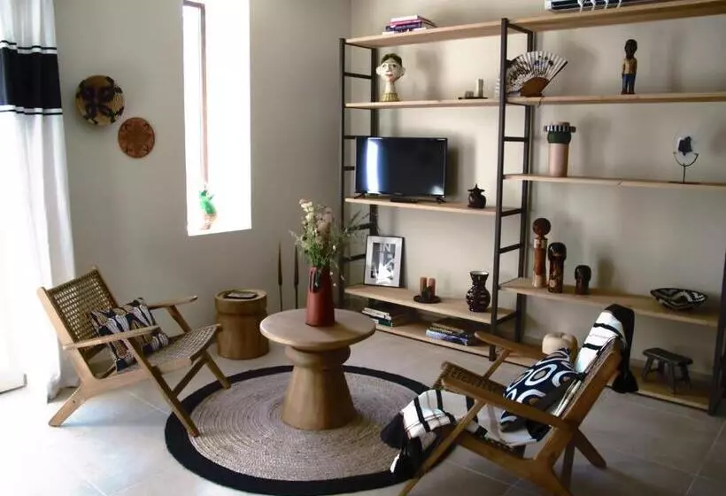 １ベッドルームアパートメント, La Cour Des Sens