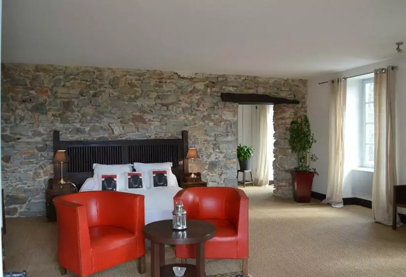 山の見えるテラス付きスタンダードルーム, La Ferme Ostalapia