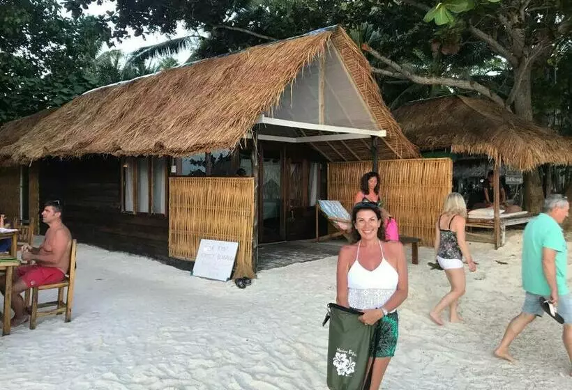 Perhehuone Merinäkymä, Forra Dive Resort Pattaya Beach