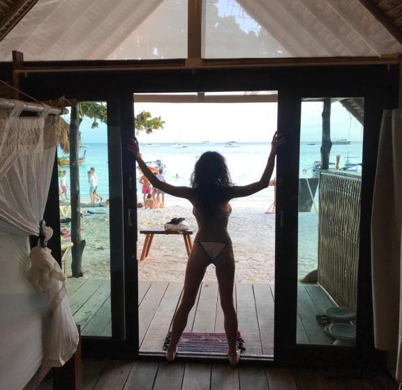 غرفة عائلية مطلّة علي البحر, Forra Dive Resort Pattaya Beach