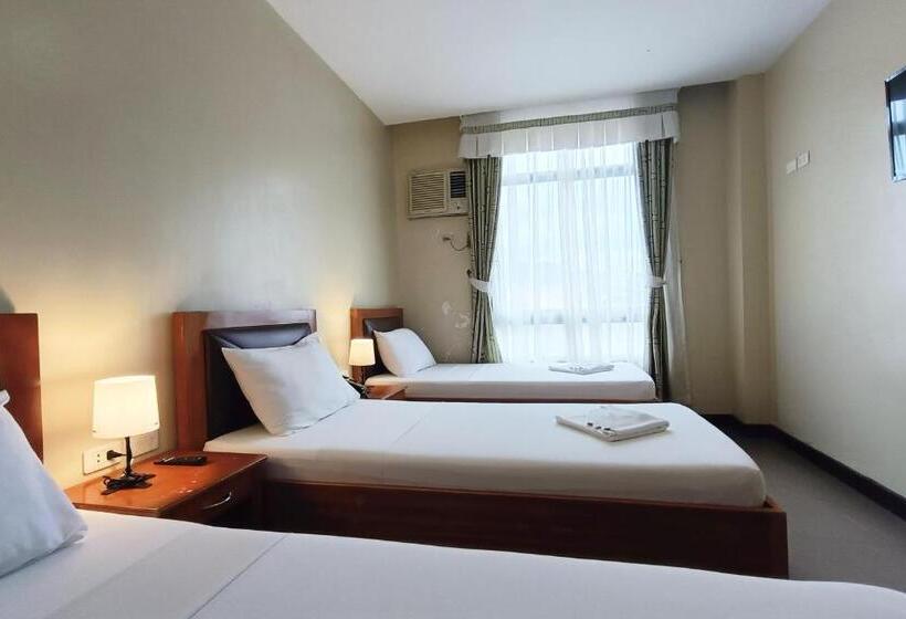 חדר סטנדרט לשלושה, Fuente Oro Business Suites Cebu Powered By Cocotel