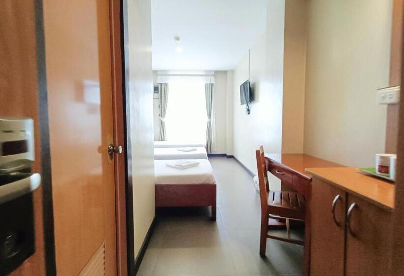 חדר סטנדרט לשלושה, Fuente Oro Business Suites Cebu Powered By Cocotel