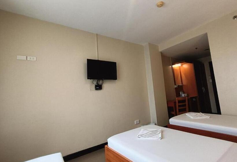 חדר סטנדרט לשלושה, Fuente Oro Business Suites Cebu Powered By Cocotel