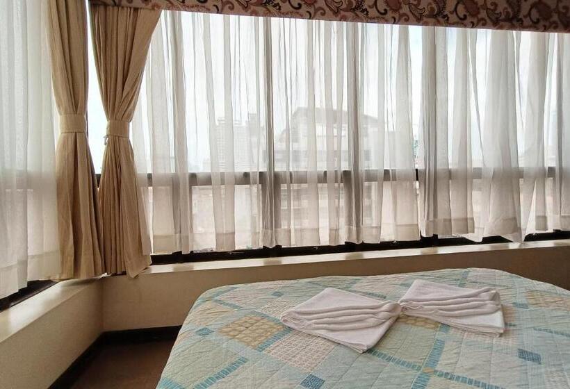 חדר משפתחתי סופריור, Fuente Oro Business Suites Cebu Powered By Cocotel