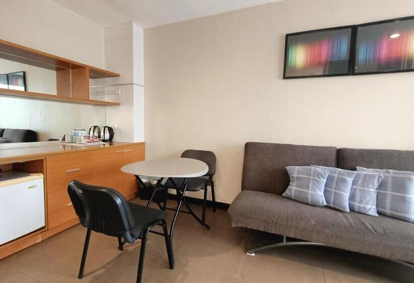 חדר משפתחתי סופריור, Fuente Oro Business Suites Cebu Powered By Cocotel