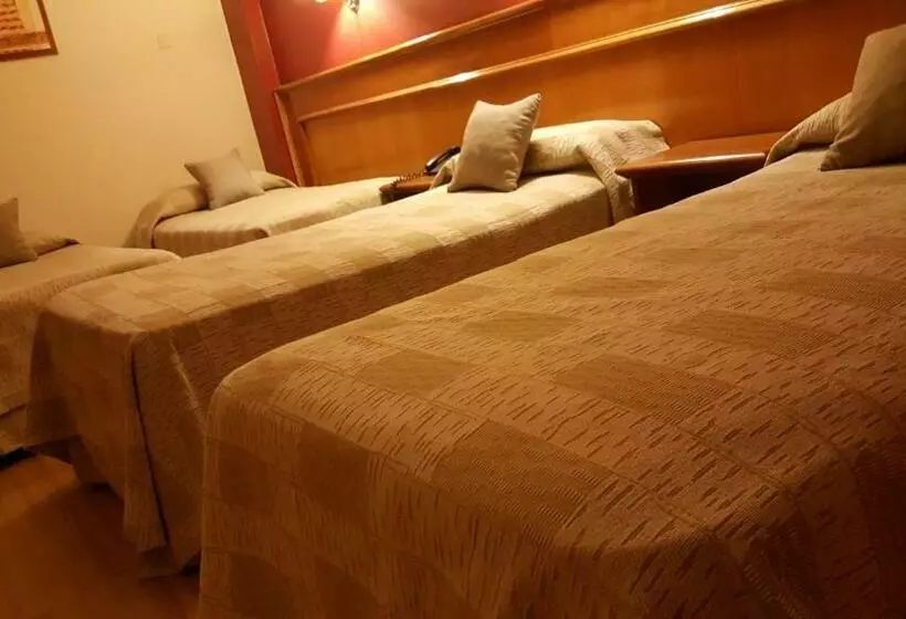 اتاق استاندارد چهار تخته, Ciudad