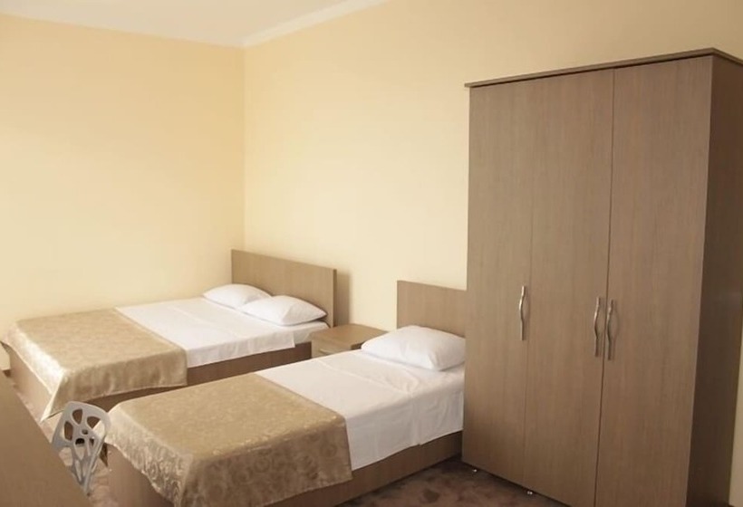 اتاق استاندارد سه تخته با بالکن, Port Altus