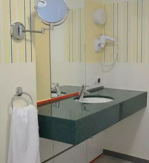 Standard Yhden Hengen Huone, Villa Four Rooms