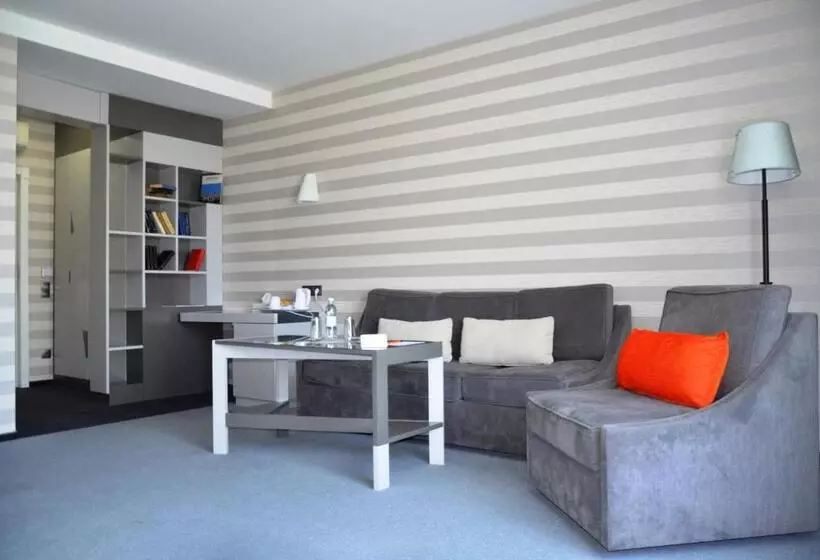Deluxe-studio, Villa Four Rooms
