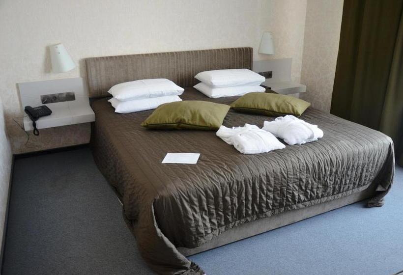 Suite with Terrace, Villa Four Rooms