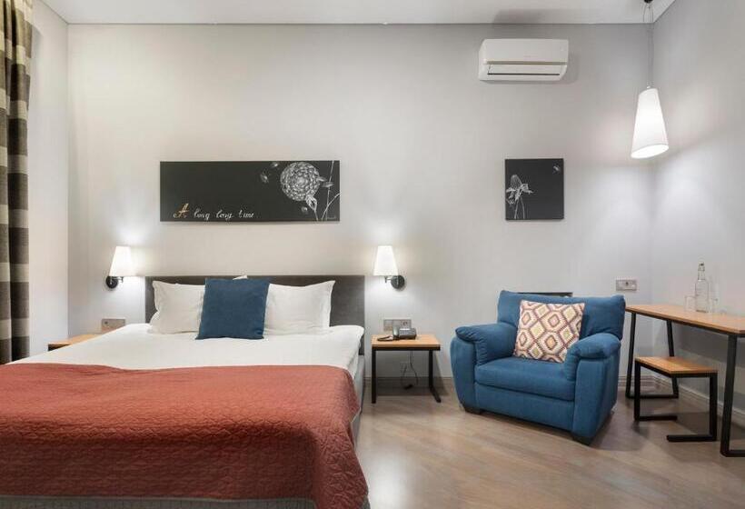 آپارتمان 1 خوابه, Villa Four Rooms