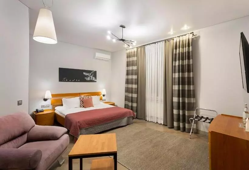 Juniorsviitti, Villa Four Rooms