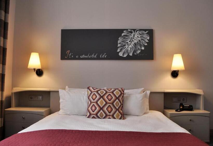 اتاق عادی, Villa Four Rooms