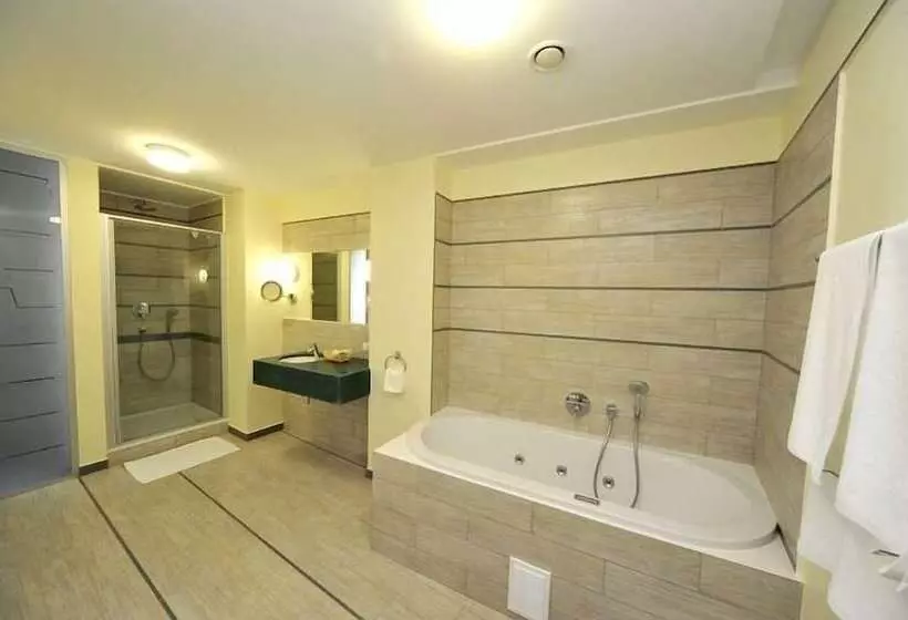 Deluxe-studio, Villa Four Rooms
