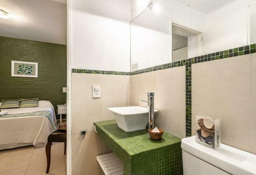 חדר סטנדרט, Nautilus B&b