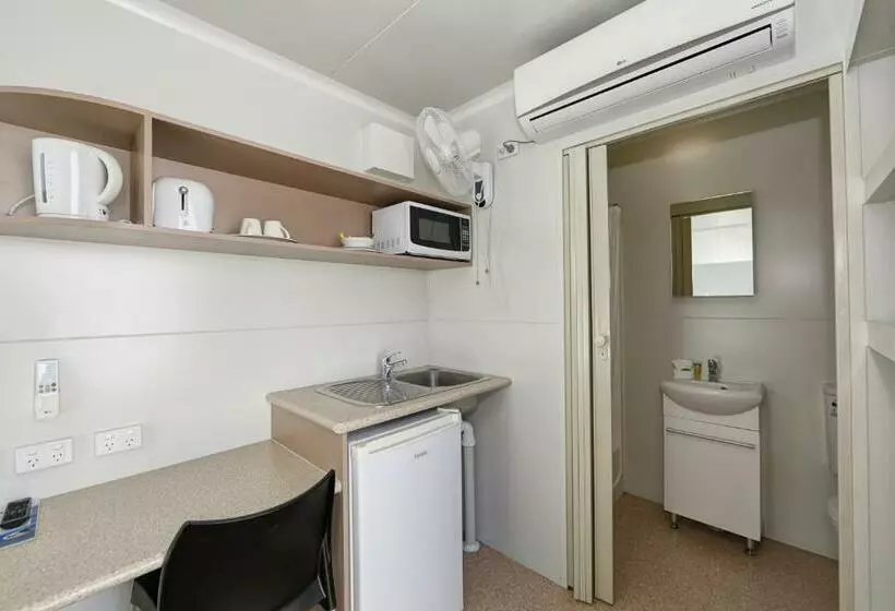 Basic-huone, Ned Kelly's Motel