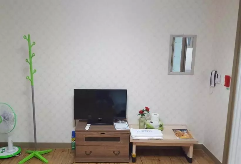 スタンダードシングルルーム, The 1st Andong Hostel