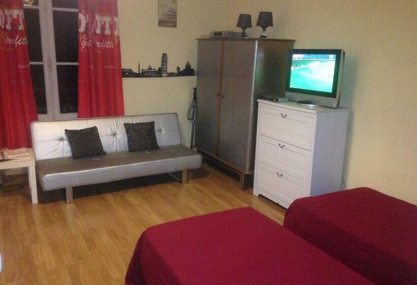 스탠다드 스튜디오, Residence Le Continental