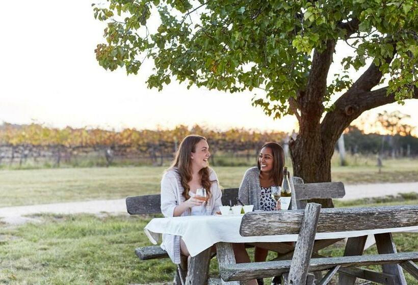 샬레, Ridgemill Estate