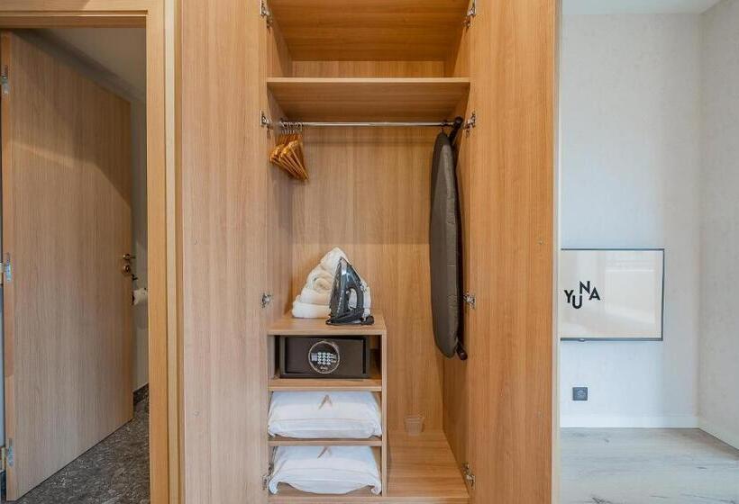 آپارتمان پریمیوم 1 خوابه, Yuna Porte Maillot   Apart