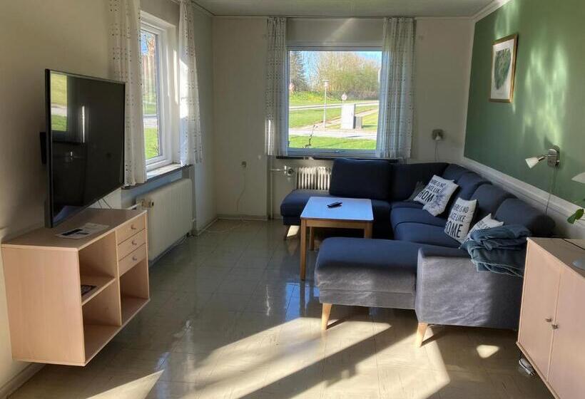 חדר סטנדרד יחיד חדר אמבטיה משותף, Gudum Park