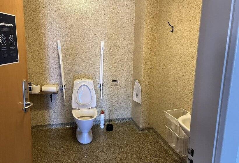 חדר סטנדרט יחיד, Gudum Park