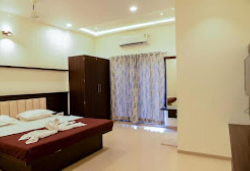 Номер Стандарт, Malvan S Aishwarya