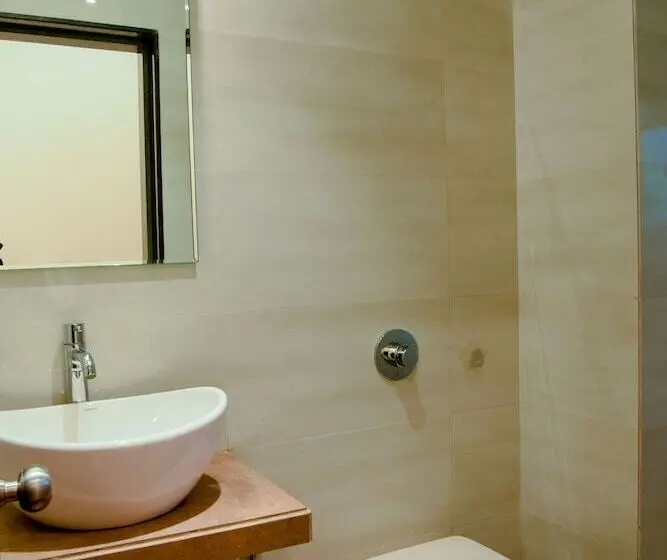 Habitació Estàndard, Malvan S Aishwarya