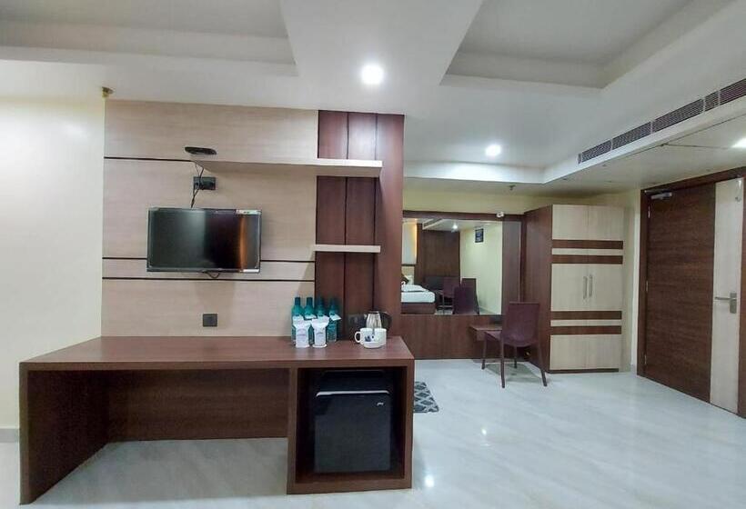 高品质的四人房间, The Seascape