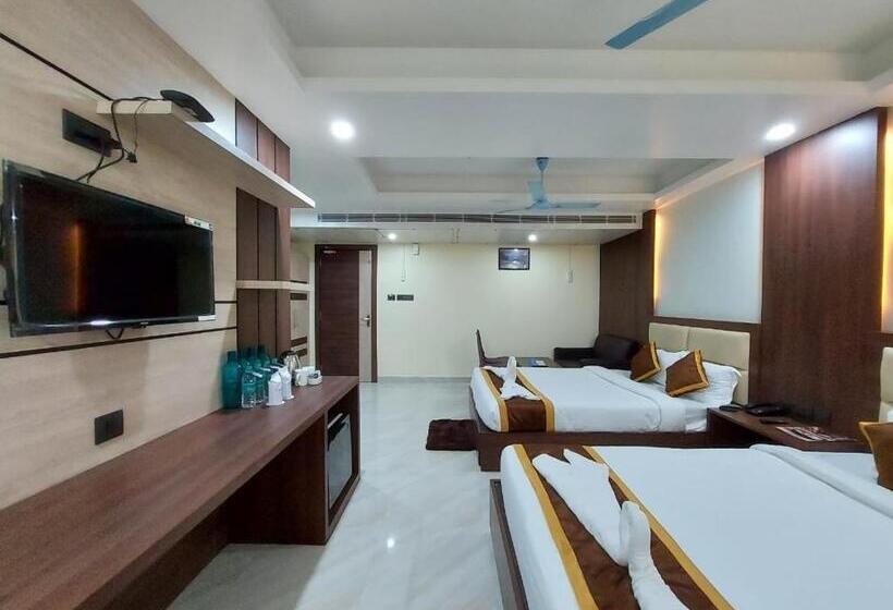 高品质的四人房间, The Seascape