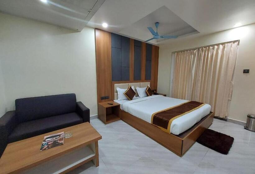 家庭间, The Seascape