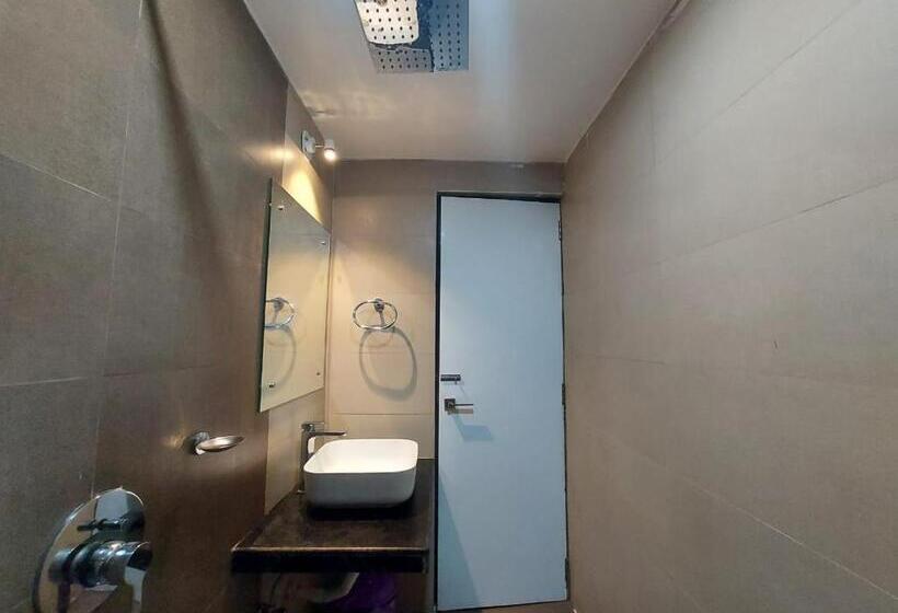 经济房, The Seascape