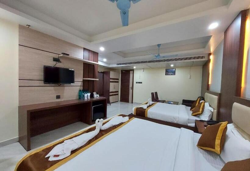 高品质的四人房间, The Seascape