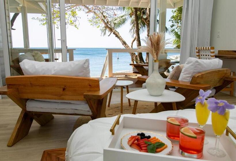 سوییت سوپریور با چشمانداز دریا, Luna Beach Luxury Boutique Beach Front Resort