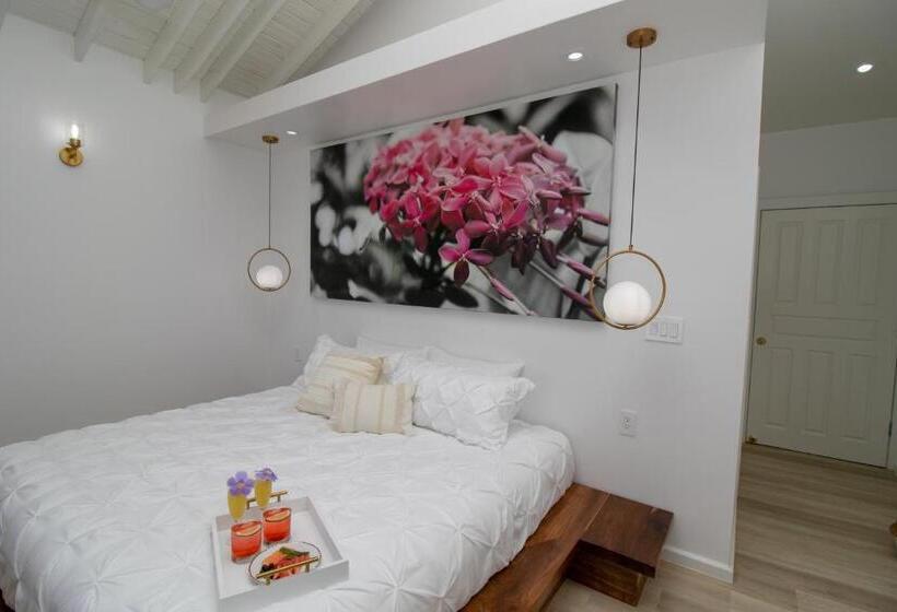 سوییت سوپریور با چشمانداز دریا, Luna Beach Luxury Boutique Beach Front Resort