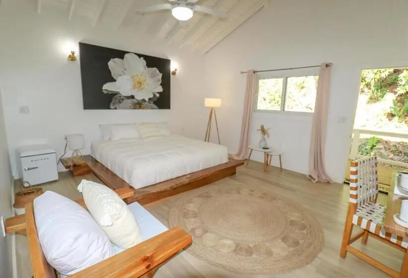 سوییت سوپریور, Luna Beach Luxury Boutique Beach Front Resort