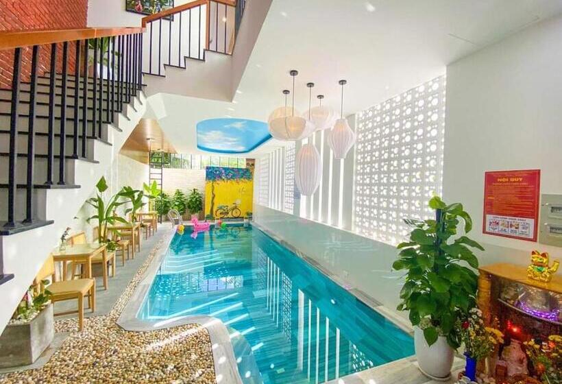 اتاق لوکس با بالکن, Mint Hoi An Villa