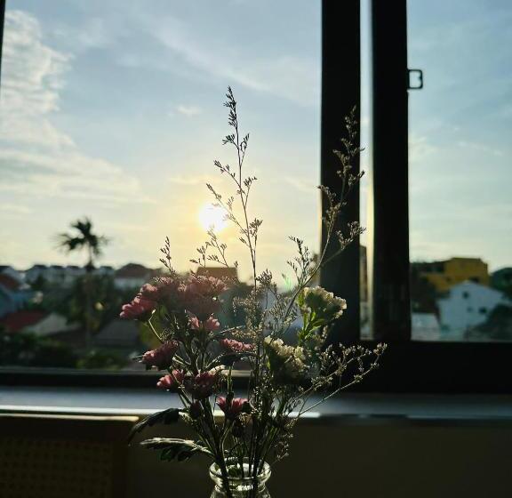 اتاق لوکس با بالکن, Mint Hoi An Villa