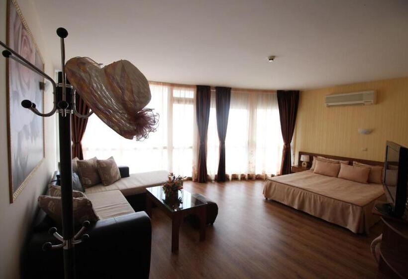 חדר סטודיו סטנדרד, семеен хотел идън