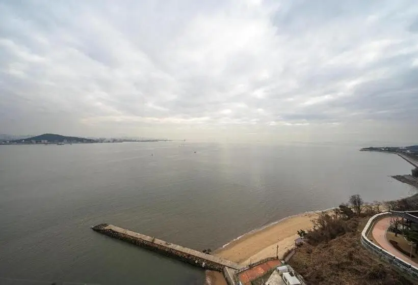 バスタブ付きスタンダードルーム, Inchon Sky And Sea Ocean View