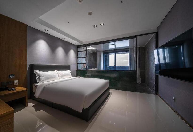 Номер Стандарт с Гидромассажем, Inchon Sky And Sea Ocean View