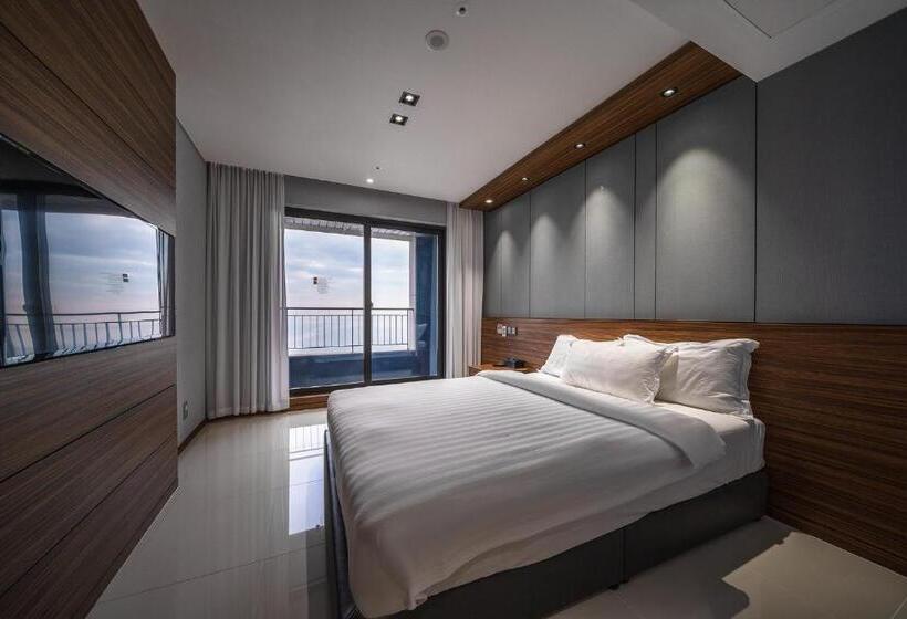 Номер Стандарт, Inchon Sky And Sea Ocean View