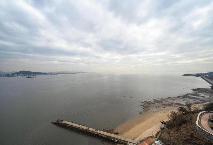 Семейный Номер Вид на Море, Inchon Sky And Sea Ocean View