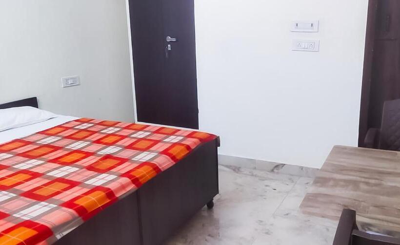 豪华房间, Maharaja   Near Majnu Ka Tilla