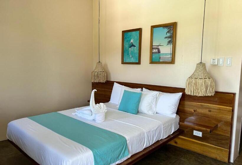 اتاق استاندارد با بالکن و چشمانداز دریا, Yapak Beach Villas