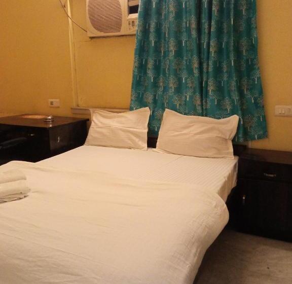 חדר אקונומי, Bandhan Guest House