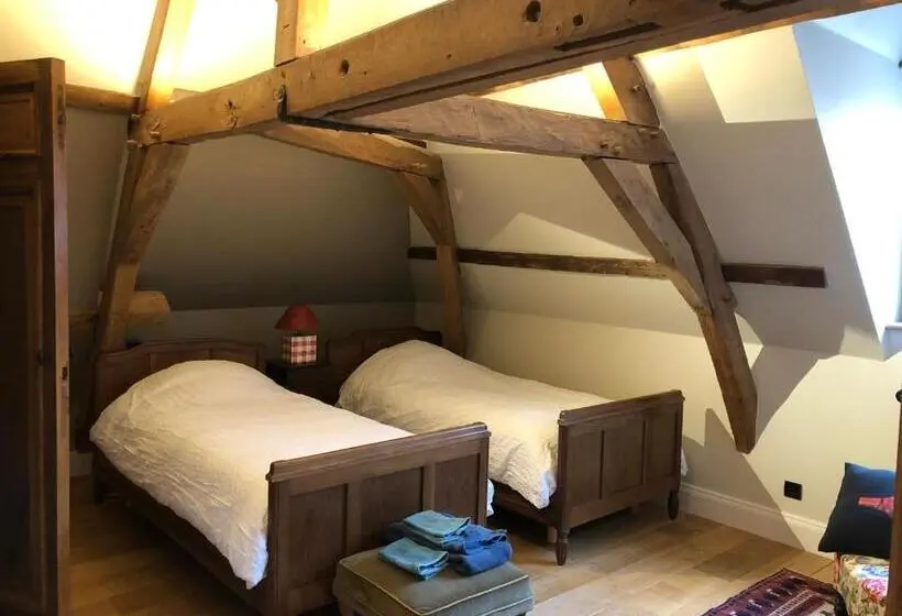 Deluxe-studio, Clos Du Bailli
