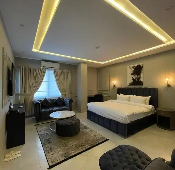 استودیوی سوپریور, Villa Vista