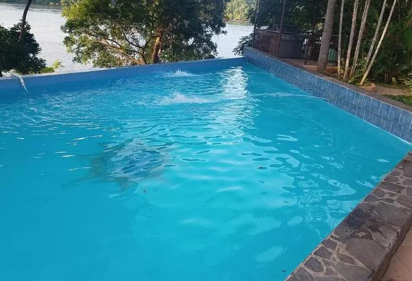 Standard-studio Allasnäkymä, Villas At Gone Fishing Panamá Resort