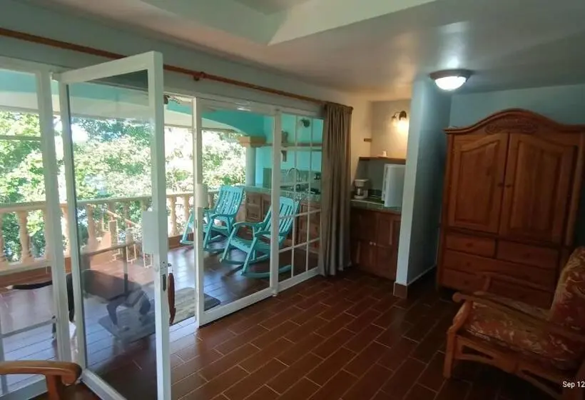 Standard-studio Allasnäkymä, Villas At Gone Fishing Panamá Resort